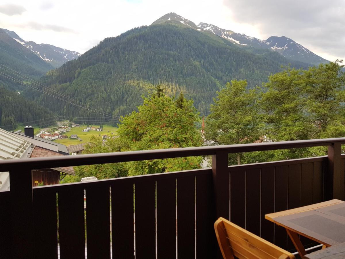 Bed and Breakfast Haus Tannegg Pettneu am Arlberg Esterno foto